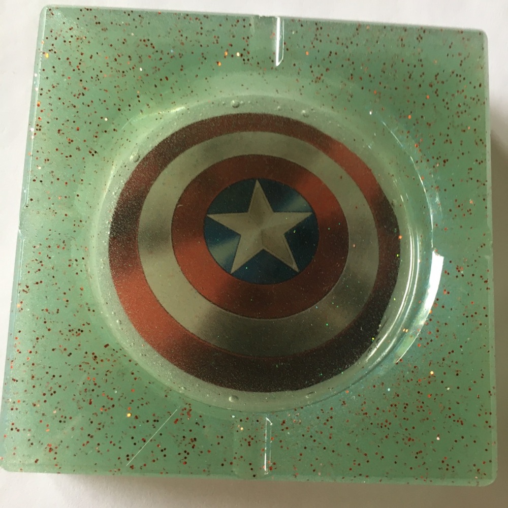 Ashtray